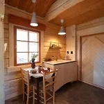 Forest Ainola Next To Nuuksio National Park, In Addition Hot Tub And Breakfast Otalampi
